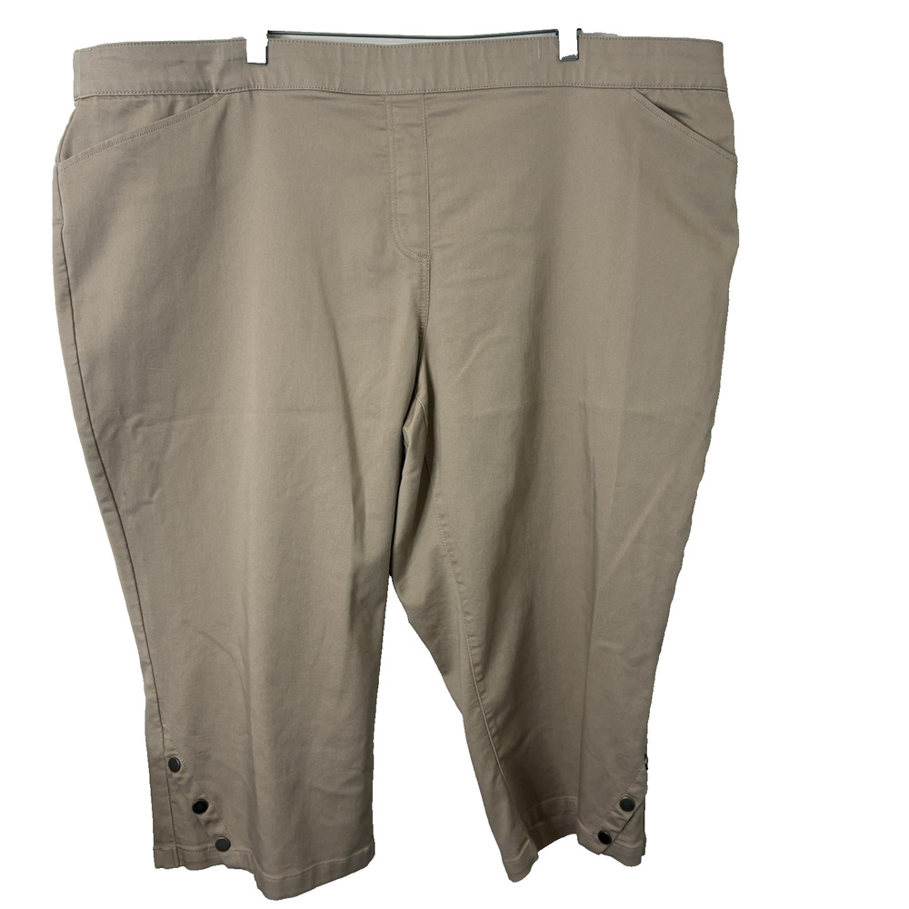 Avenue NWT Women's Cotton Super Stretch Pull On Tan Capri Pants Size 26